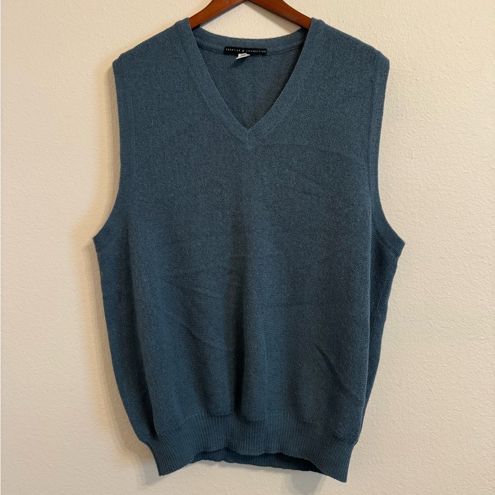Peruvian Connection Sleeveless Sweatet Vest Large